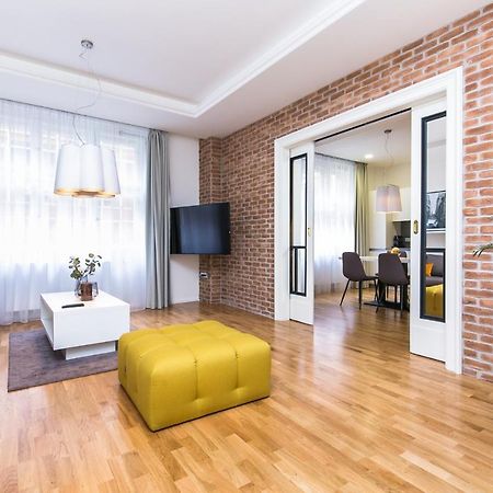 Unique Old Town Apartments At Palace Dlouha Prague Extérieur photo