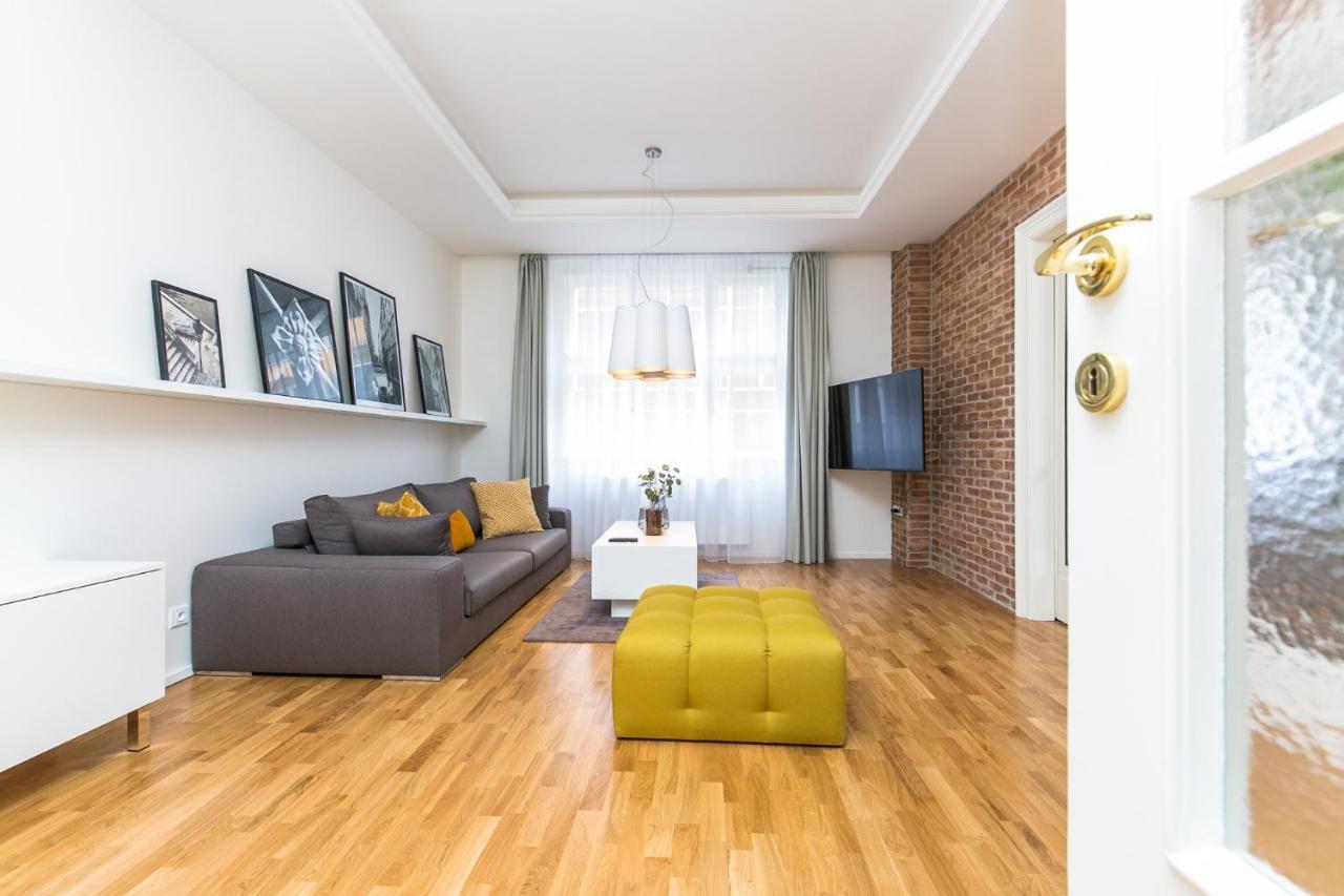 Unique Old Town Apartments At Palace Dlouha Prague Extérieur photo